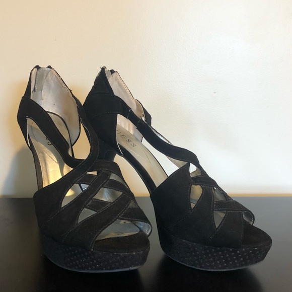🎁 2 FOR $30 Y2K Guess Suede Black Strappy Platfrom Peep Toe Pumps - Picture 6 of 12